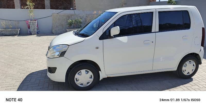 Suzuki Wagon R 2019 1