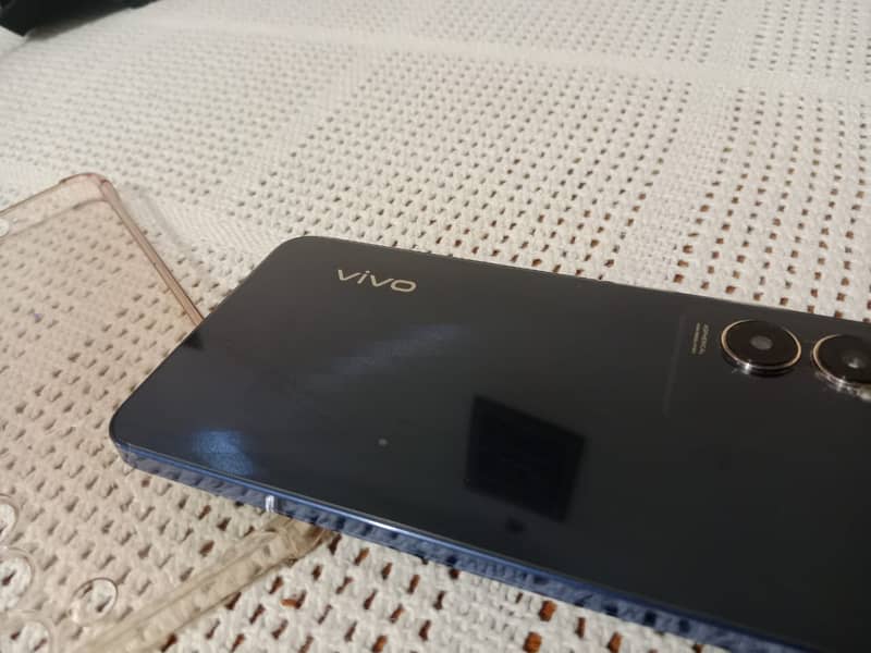 Vivo y100 10/10 2