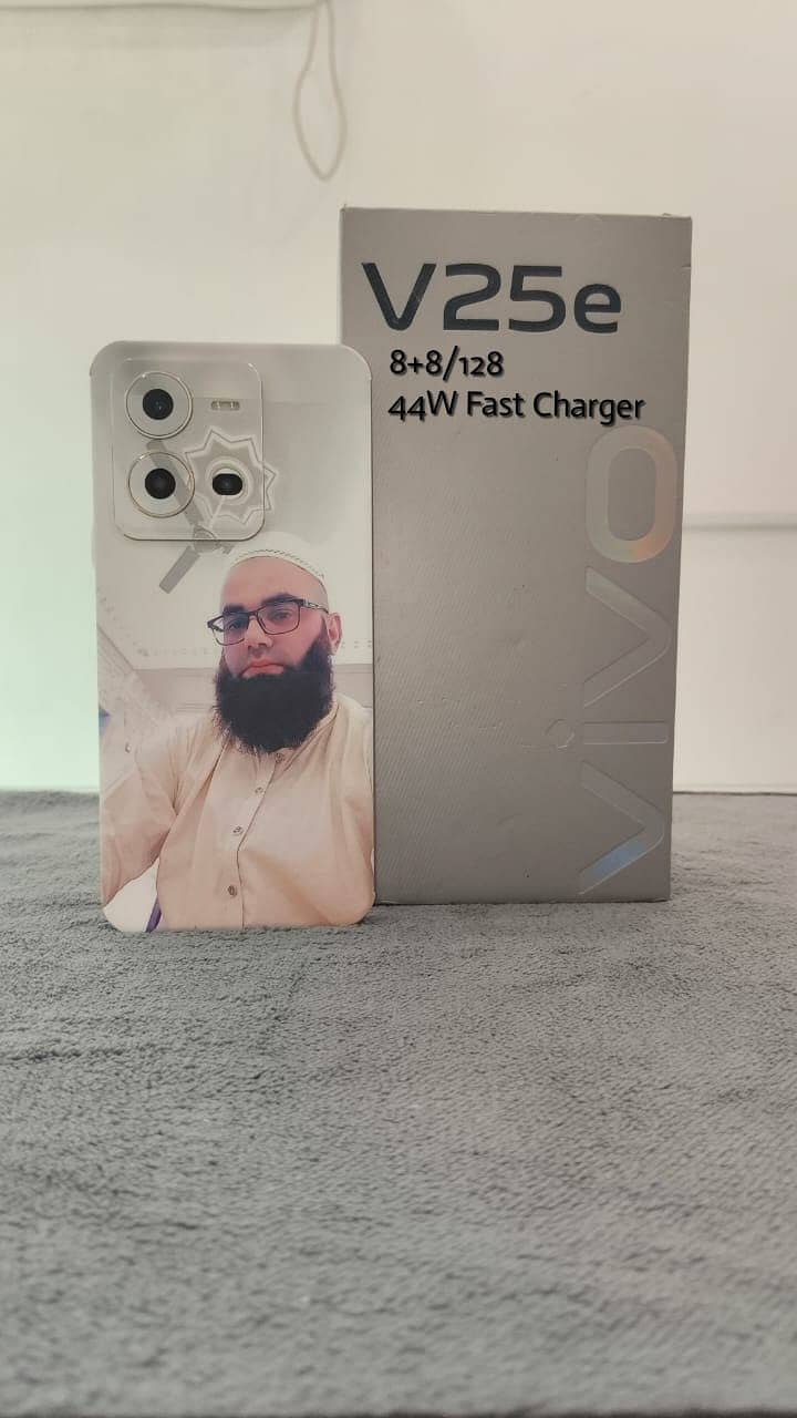 Vivo V25e Mobile (8+8/128) Full Box 0