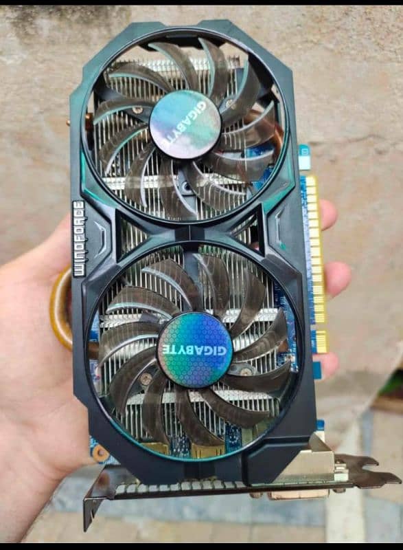 10 by 10 condition gpu gigabyte GTX 750 ti best card used only 2 month 0