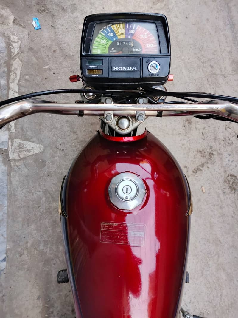 Honda CD 70 2005 0
