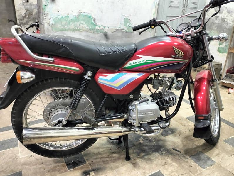 Honda CD 100 Prider 1