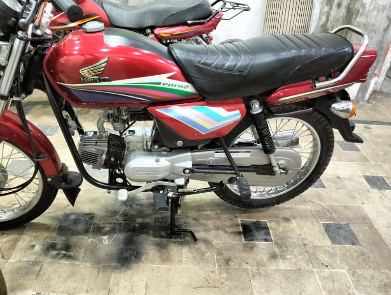 Honda CD 100 Prider 2