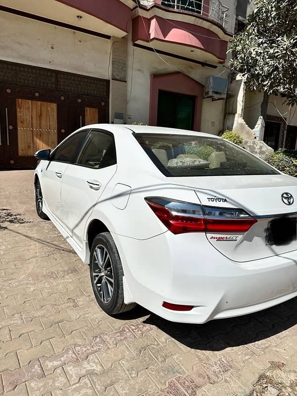 Toyota Corolla Altis 2020 4