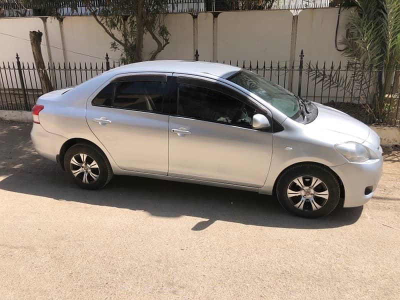 Toyota Belta 1.300cc 2006/2010 5