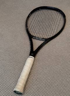 Yonex