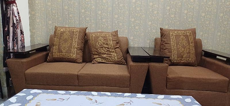 sofa set in good condition 2