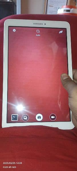 samsung tablet 10/10 condition whatsap only.  03444793608 2