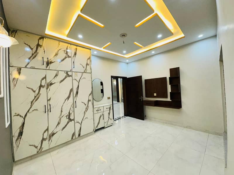 10 Marla brand new upper portion available for rent in Lda avenue 1 Lahore 10