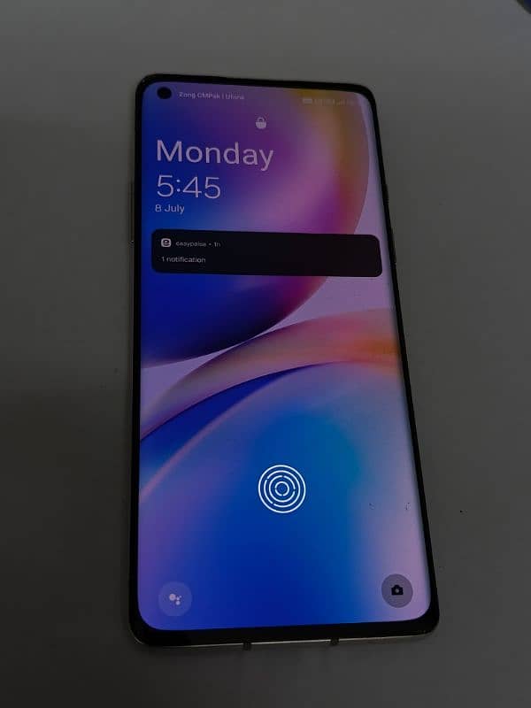 OnePlus 8 12/256 1