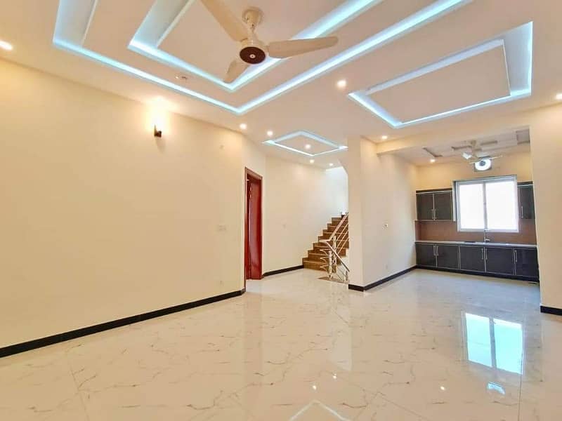 10 Marla Designer Luxury Brand New House For Rent In Phase 8 6