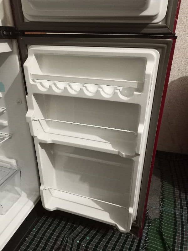 dawlance fridge brand new for sale. . 8