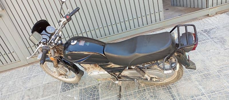 Suzuki GS 150 Brand new Condition 2022 3