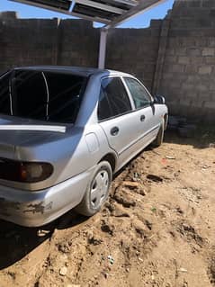 Nissan Sunny 1992