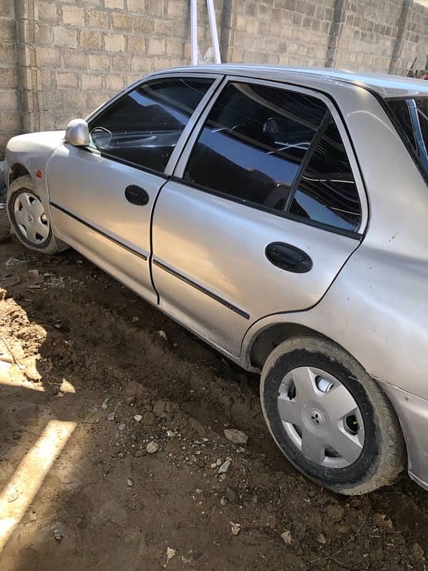 Nissan Sunny 1992 3