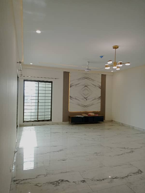 3 Floor Barnd New Apartment Available For Sale in Askari 11 Lahore 16