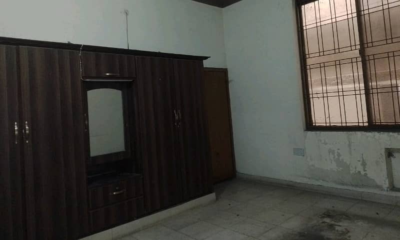 Affordable Upper Portion Available For rent In Johar Town 5