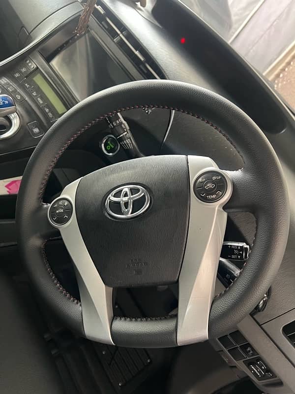 Toyota Prius 2010-2014 9