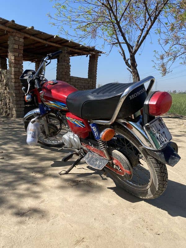 Honda CG 125 2018 model very good condition 4