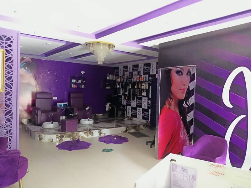 Ground Floor and Basement Ready Beauty Parlour Is Available For Rent 10