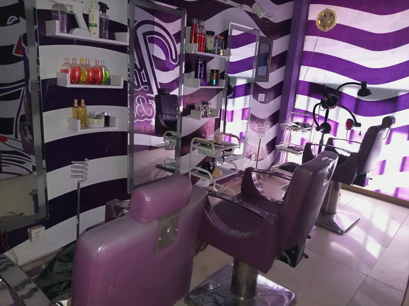 Ground Floor and Basement Ready Beauty Parlour Is Available For Rent 1