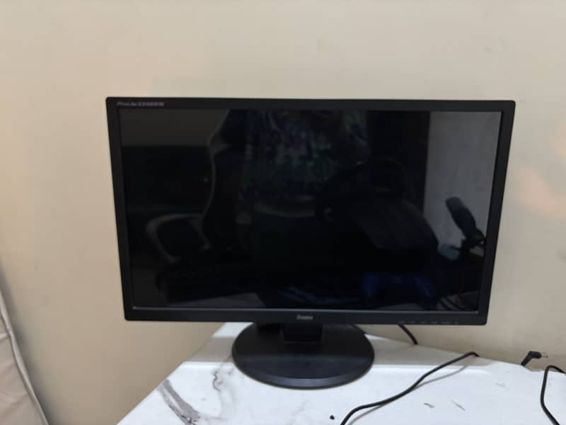 Iiyama 24 inch Monitor 2