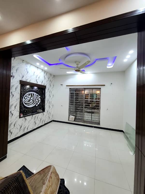 House For Sale | 5 Marla | Hot Location | Bahria Town Lahore 12