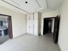 1 Bed Super Hot Location Ready To Move Apartment For Sale Nishtar Block Bahria Town Lahore