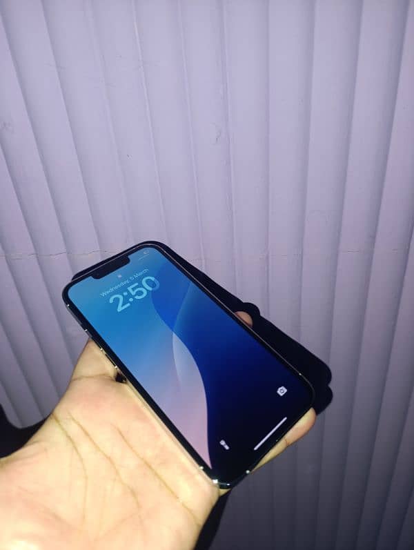 apple iPhone 13 pro PTA 256gb 3