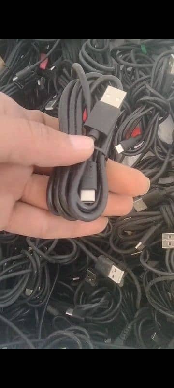 Type C cables in Quantity 1