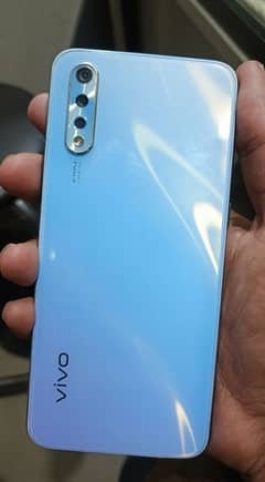 Vivo S1