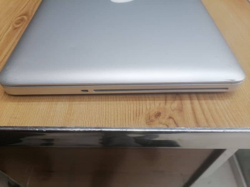 Apple macbook pro 2012 Mid 13.3 8