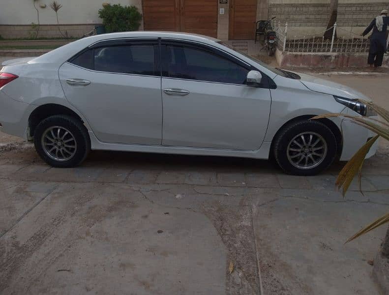 Toyota Corolla GLI 2015 1