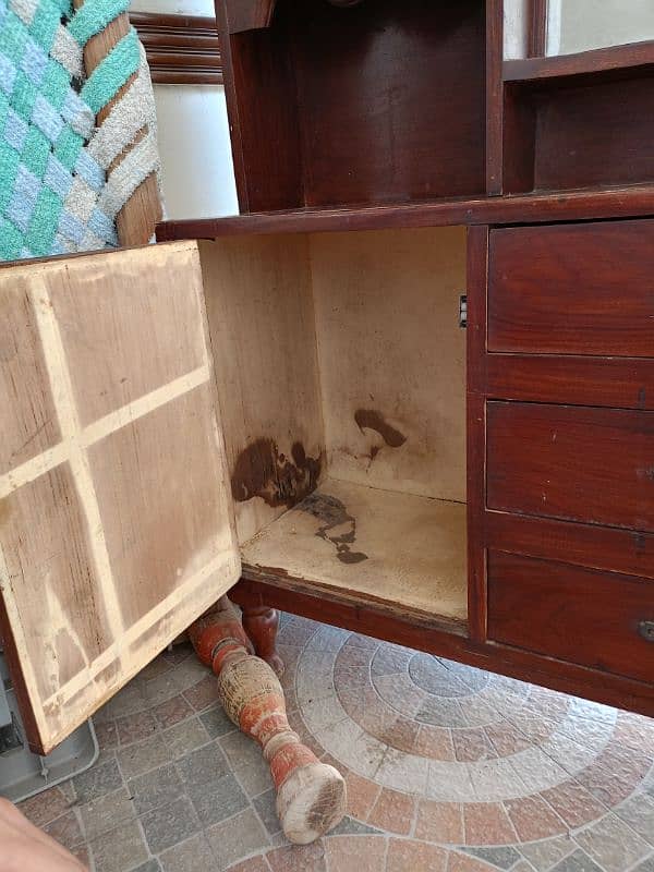 Wood Dressing Table 7