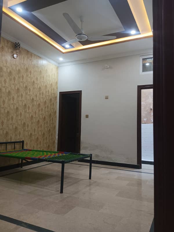 10 Marla Upper Portion For Rent In Pgechs Phase 1 At Very Ideal Location Very Close To Main Road 5