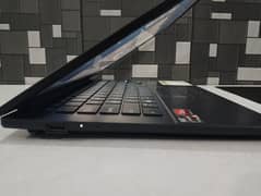 Asus VivoBook AMD Ryzen Radeon 10/10