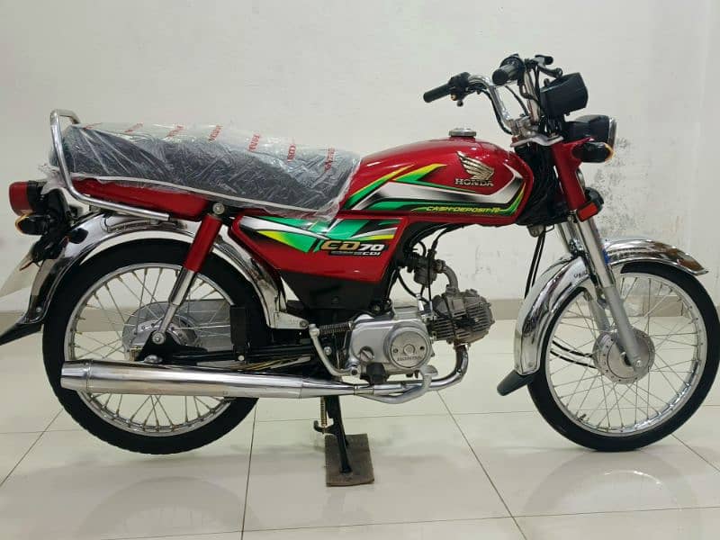 Honda CD 70 2023/24 Model 6