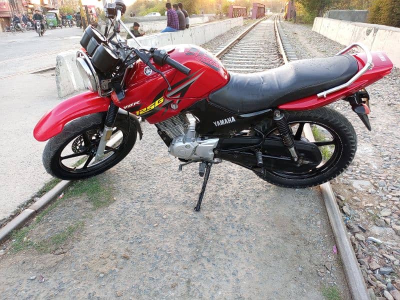 Yamaha Ybr G 125 8