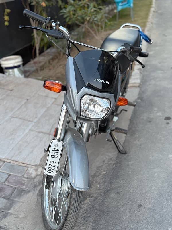 HONDA CD70 DREAM 2025 2