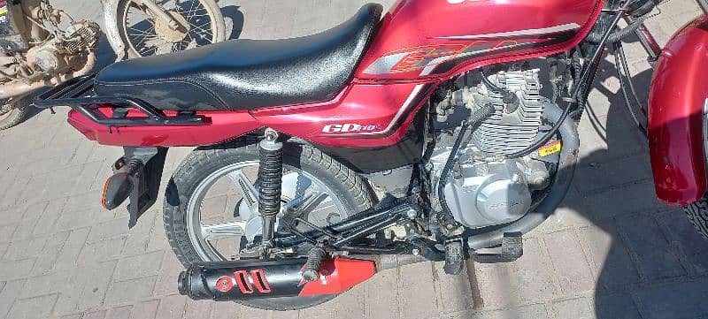 Suzuki GD 110 red colour registration all Punjab 1