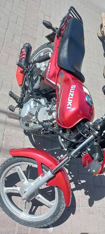 Suzuki GD 110 red colour registration all Punjab 4