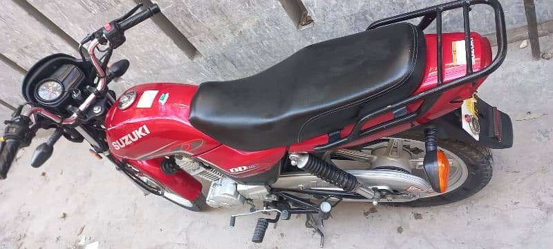 Suzuki GD 110 red colour registration all Punjab 5