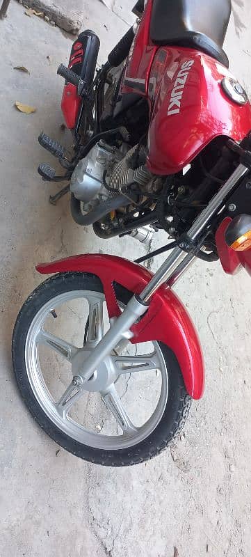 Suzuki GD 110 red colour registration all Punjab 6