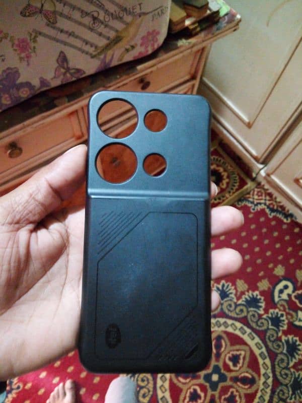 itel p65 4+4/128 2