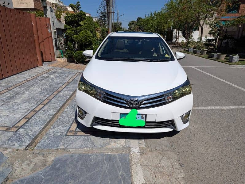 Toyota Altis Grande 2016 4