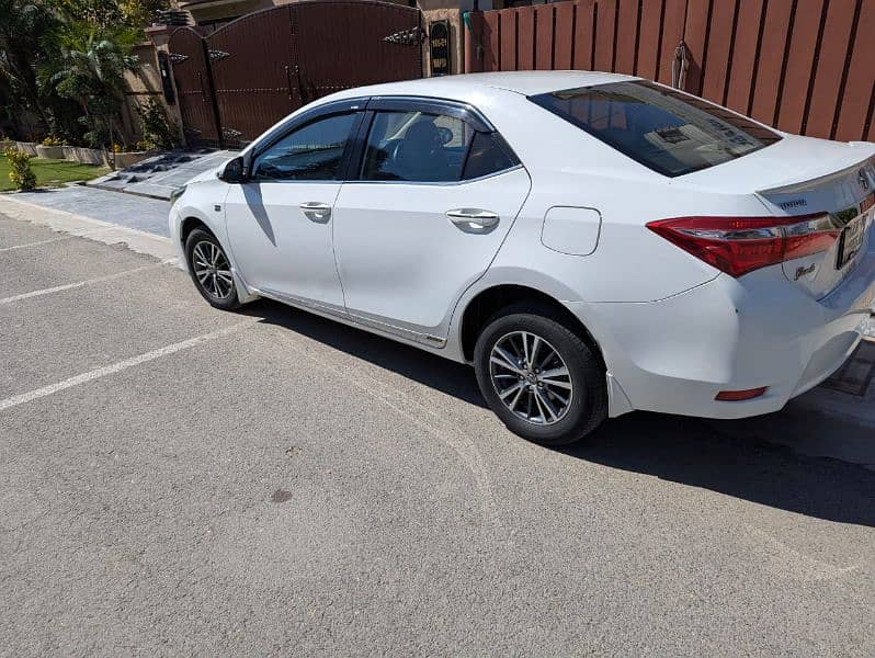 Toyota Altis Grande 2016 5