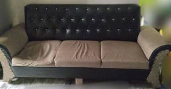 Urgent sell 7 seaters sofa