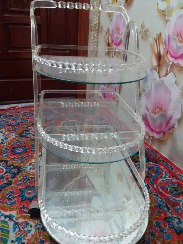 tea trolley 10 by 10 condition total glass body original hai 5