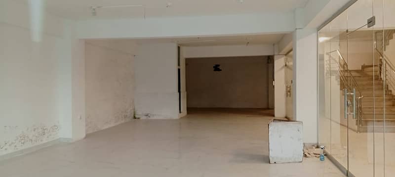 Ground Floor Prime Location Available For Rent 0