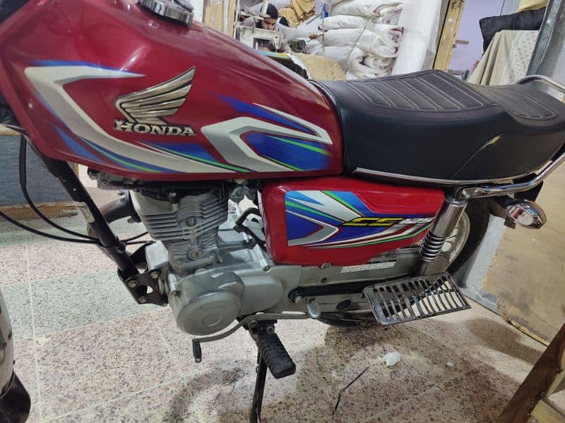 cg 125 25000kilometer chala huwa hai condition 10by 8 2